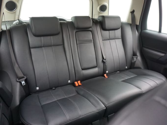 2025 Land Rover Freelander 2