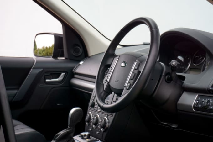 2025 Land Rover Freelander 2
