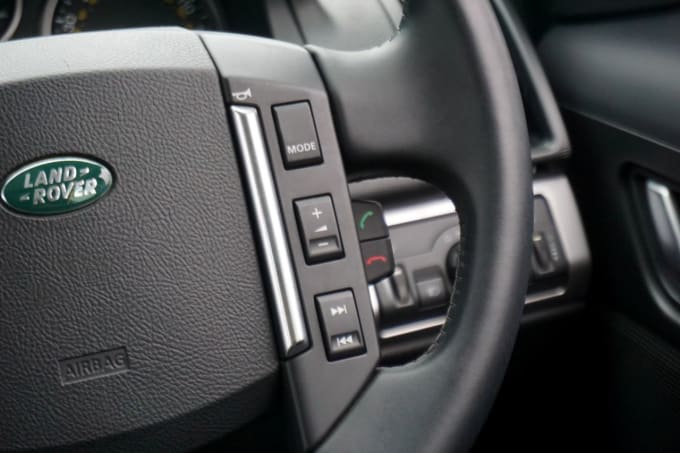 2025 Land Rover Freelander 2