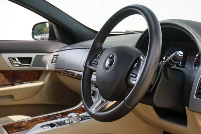 2025 Jaguar Xf