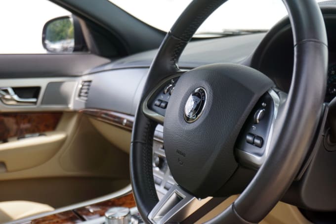2025 Jaguar Xf