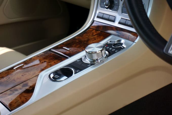 2025 Jaguar Xf