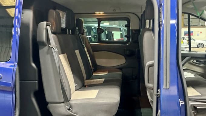 2025 Ford Transit Custom