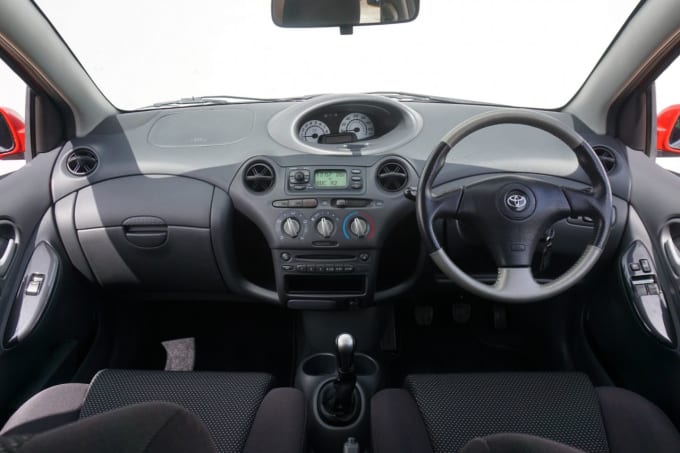 2025 Toyota Yaris