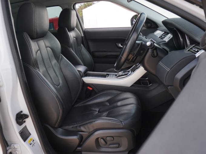 2025 Land Rover Range Rover Evoque