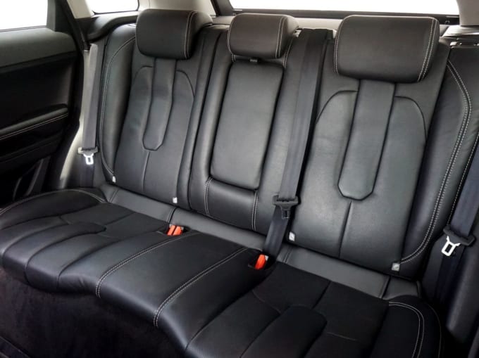 2025 Land Rover Range Rover Evoque