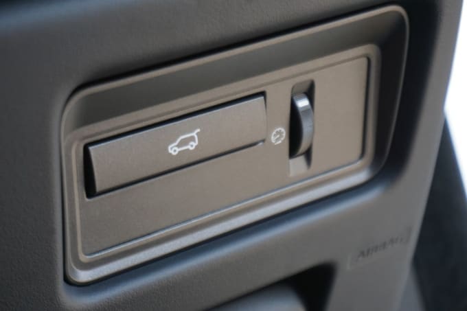 2025 Land Rover Range Rover Evoque