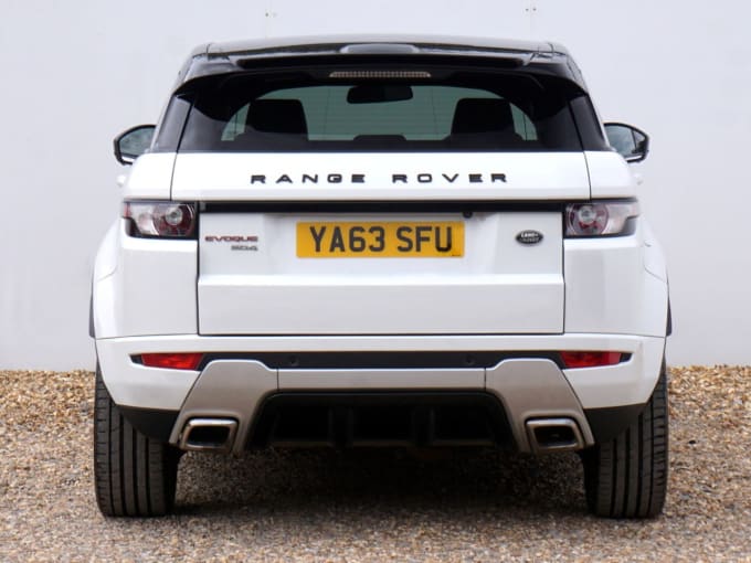 2025 Land Rover Range Rover Evoque