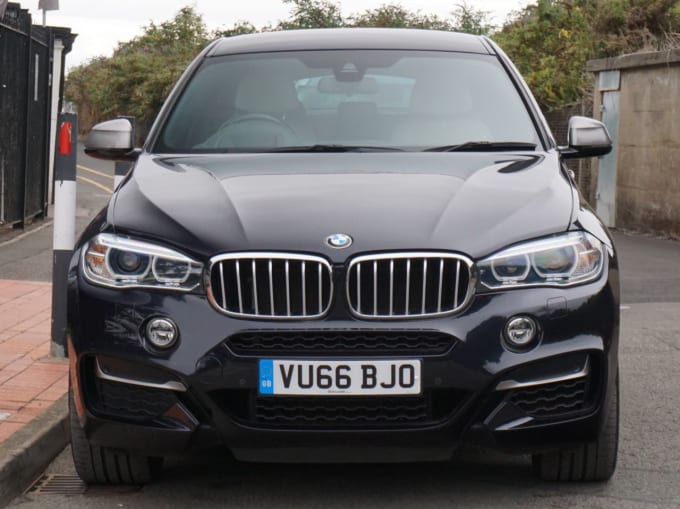 2025 BMW X6