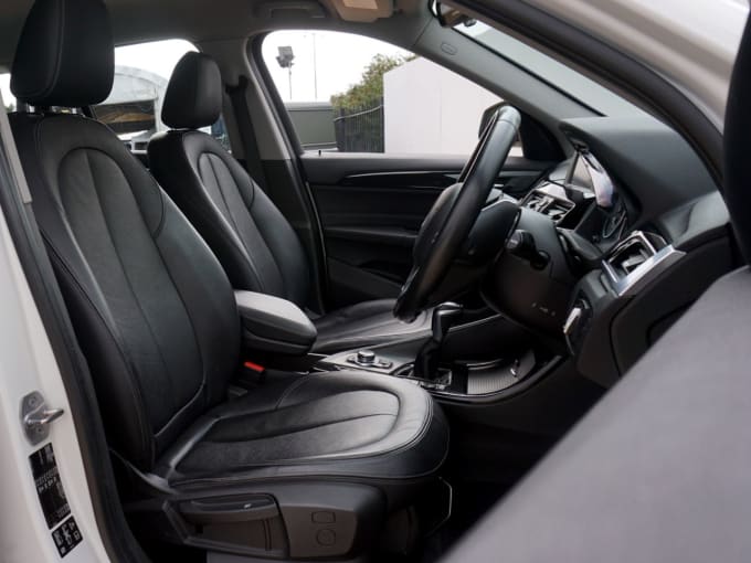 2025 BMW X1