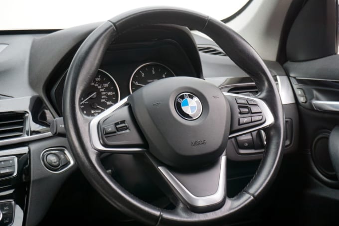 2025 BMW X1