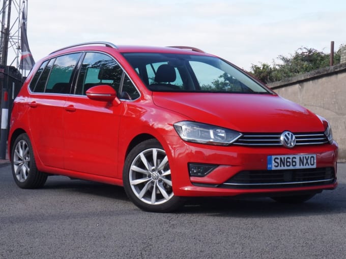 2025 Volkswagen Golf Sv