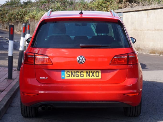 2025 Volkswagen Golf Sv