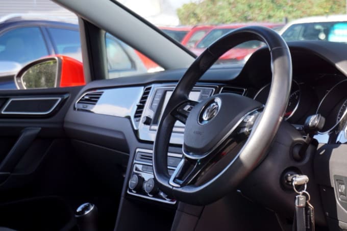 2025 Volkswagen Golf Sv