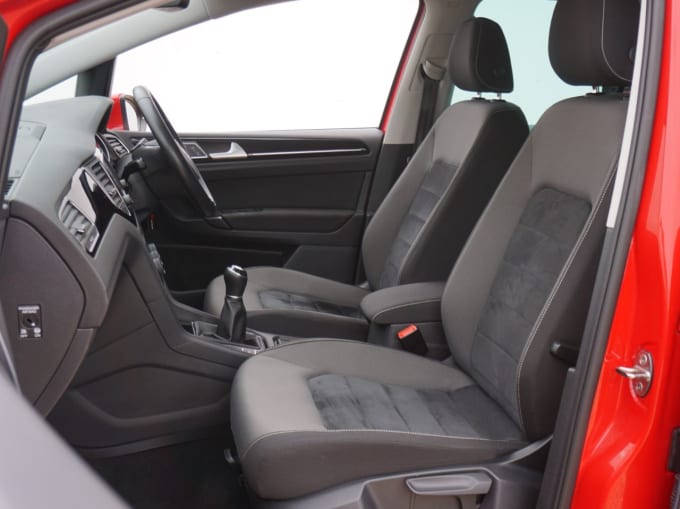 2025 Volkswagen Golf Sv