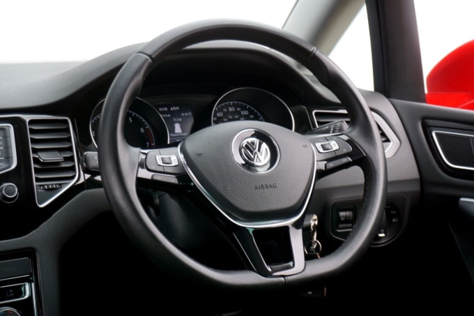 2025 Volkswagen Golf Sv