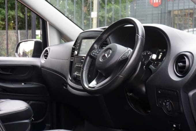 2025 Mercedes-benz Vito