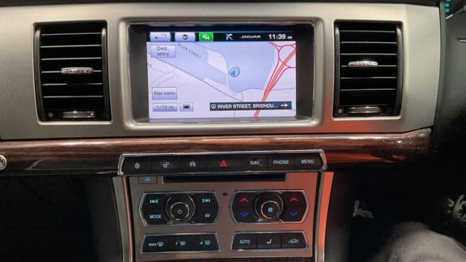 2025 Jaguar Xf
