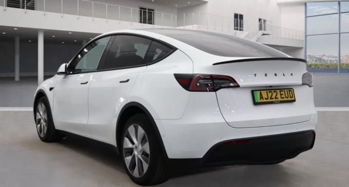 2025 Tesla Model Y