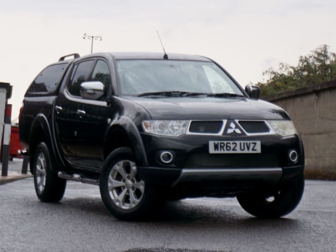 2025 Mitsubishi L200
