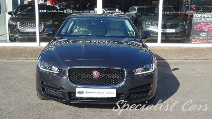 2024 Jaguar Xe