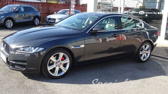 2024 Jaguar Xe