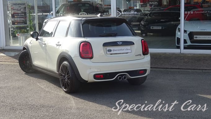 2025 Mini Hatch