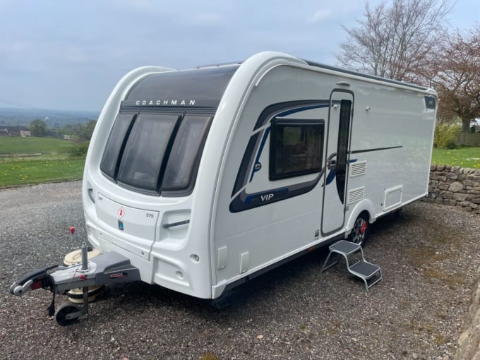 2025 Coachman Vip 575