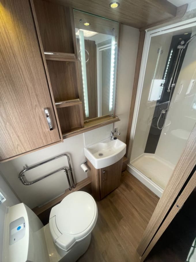 2025 Coachman Vip 575