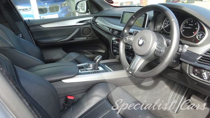 2025 BMW X5
