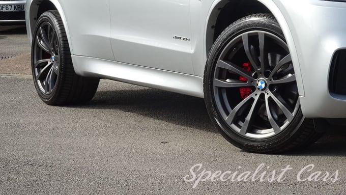 2025 BMW X5