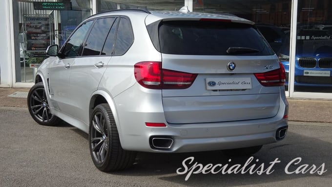 2025 BMW X5