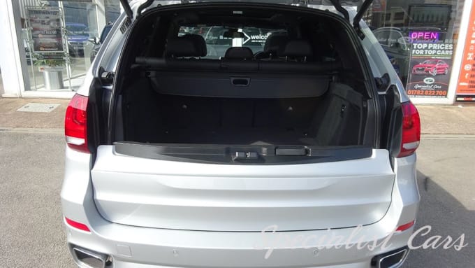 2025 BMW X5