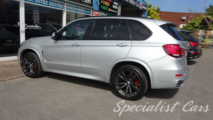 2025 BMW X5