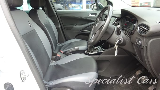 2025 Vauxhall Crossland X