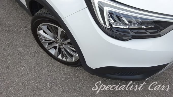2025 Vauxhall Crossland X