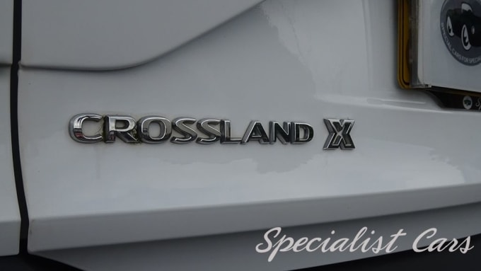 2025 Vauxhall Crossland X