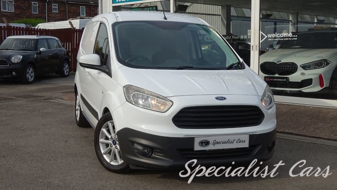 2025 Ford Transit Courier