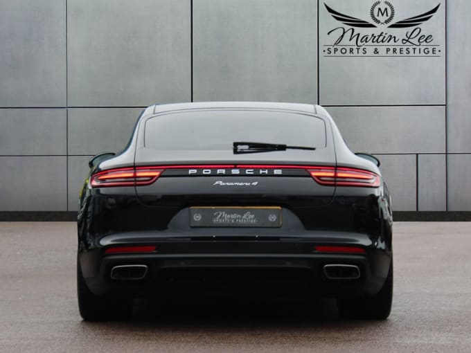 2025 Porsche Panamera