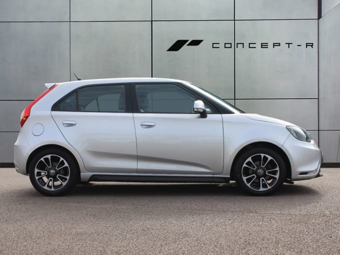 2025 Mg Mg3