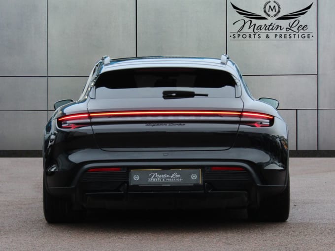 2025 Porsche Taycan