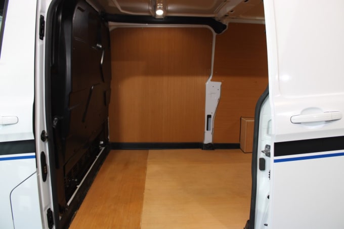 2025 Ford Transit Custom