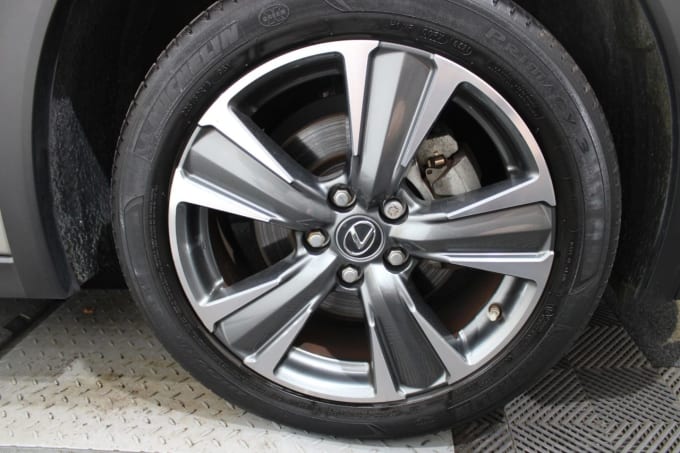 2025 Lexus Ux