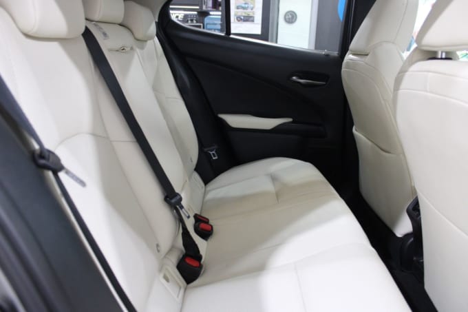 2025 Lexus Ux