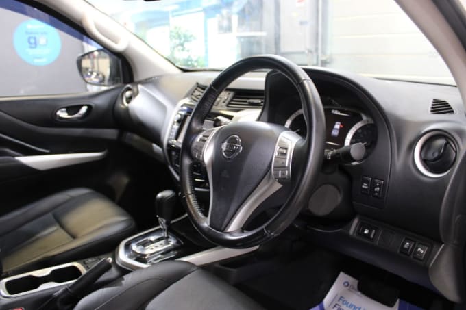 2025 Nissan Navara