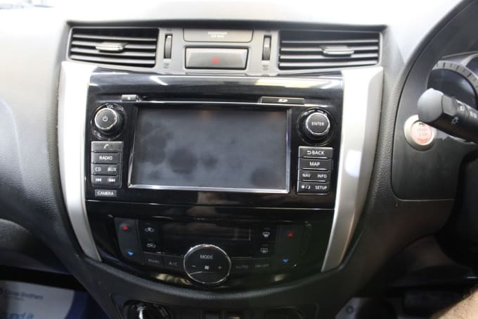 2025 Nissan Navara