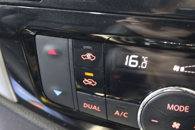 2025 Nissan Navara