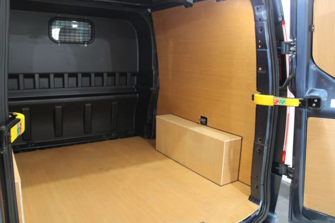 2025 Ford Transit Custom