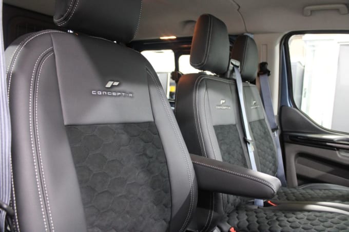 2025 Ford Transit Custom