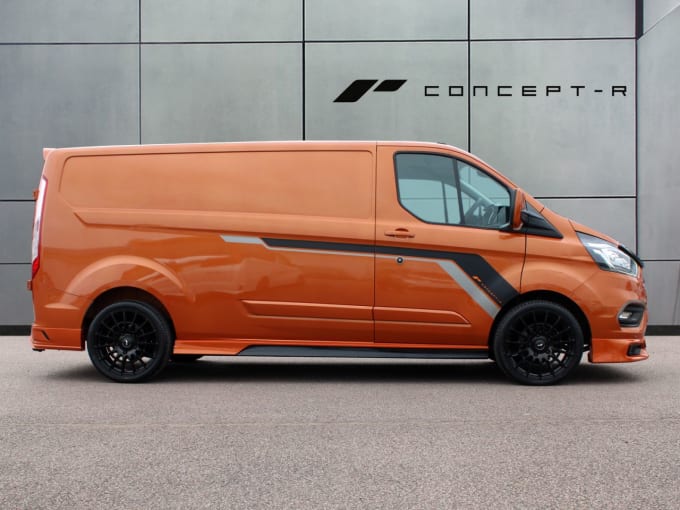 2025 Ford Transit Custom